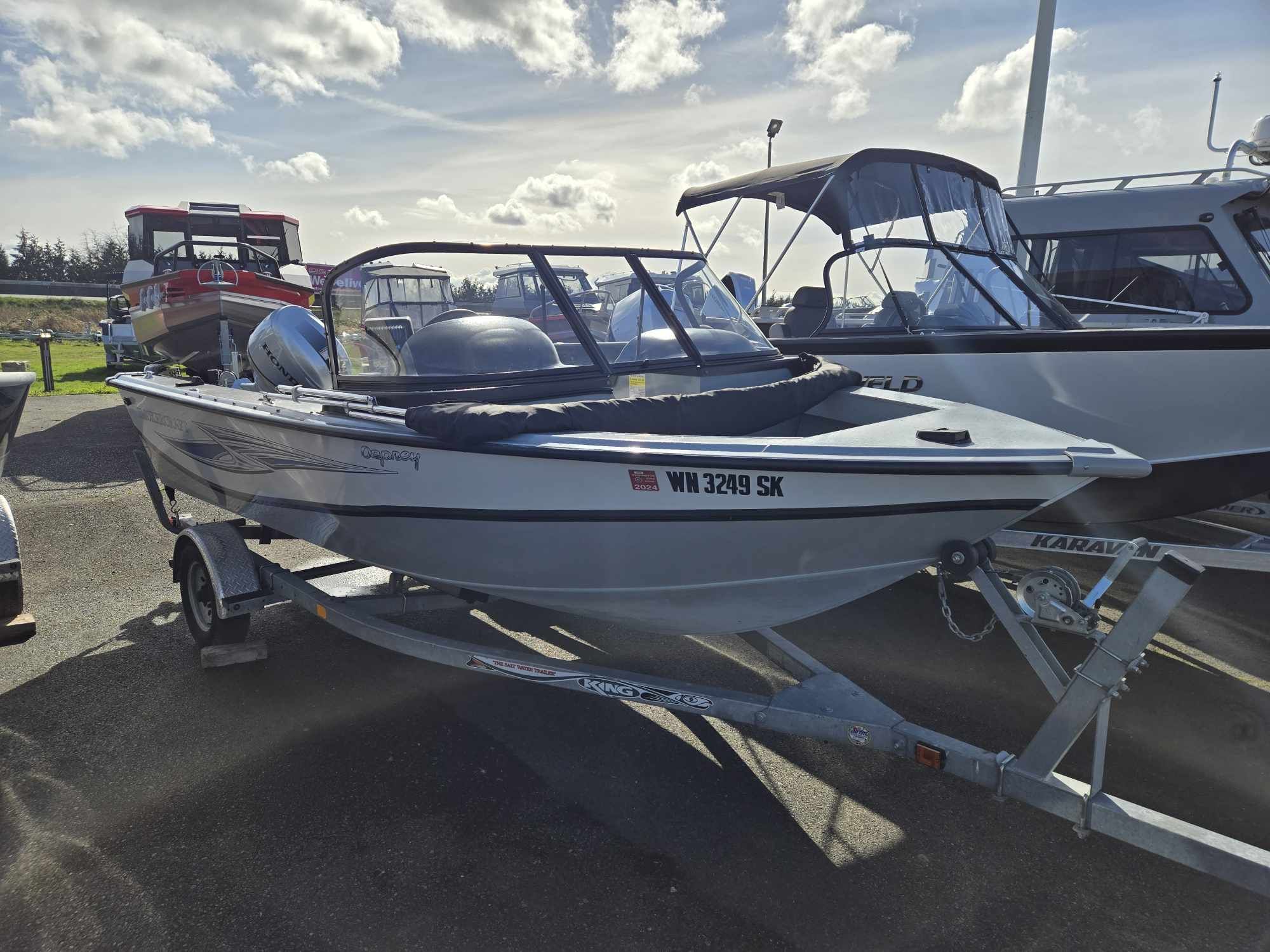 2016 Smokercraft Osprey 162