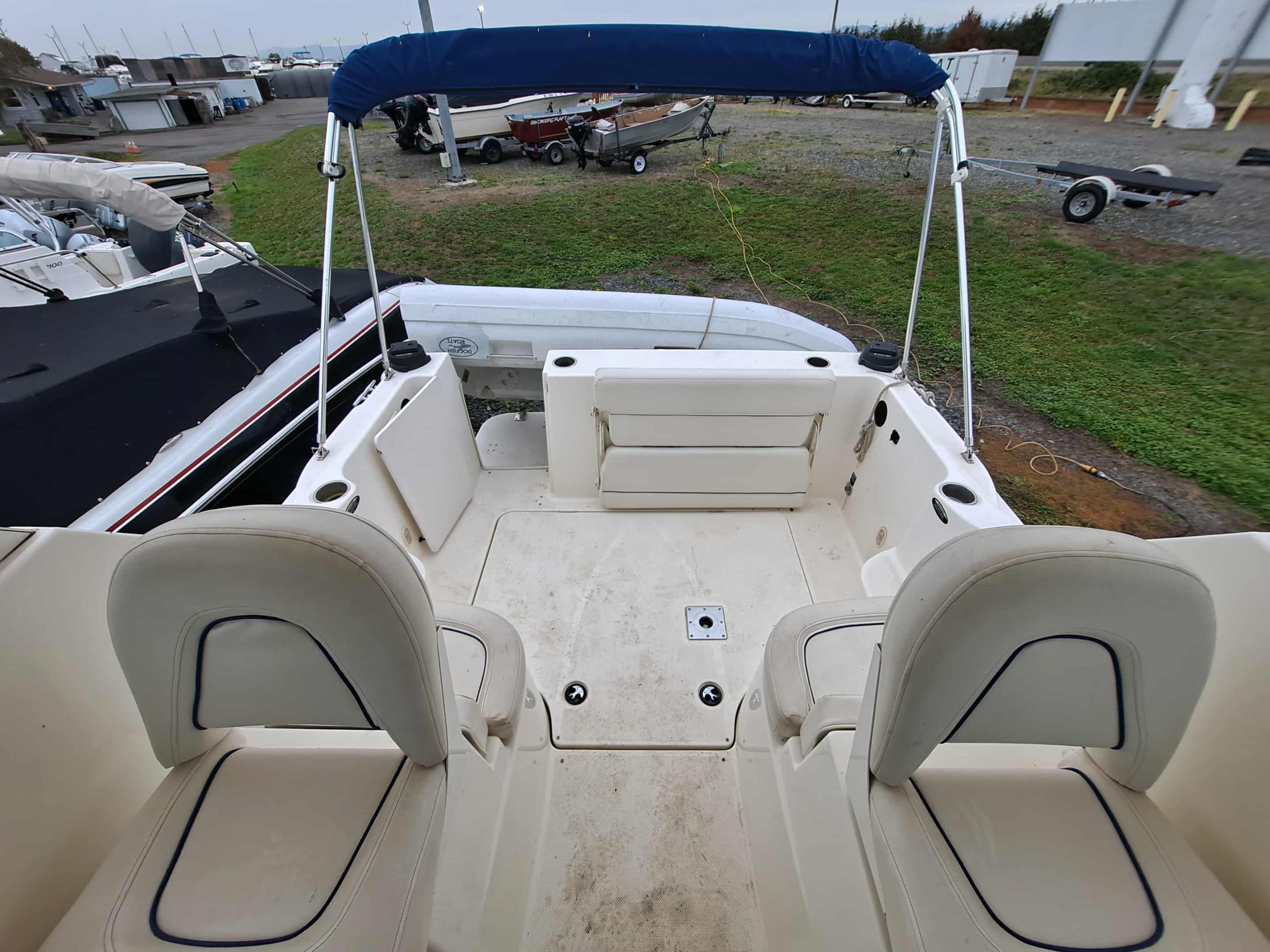 2008 Bayliner 246 Discovery