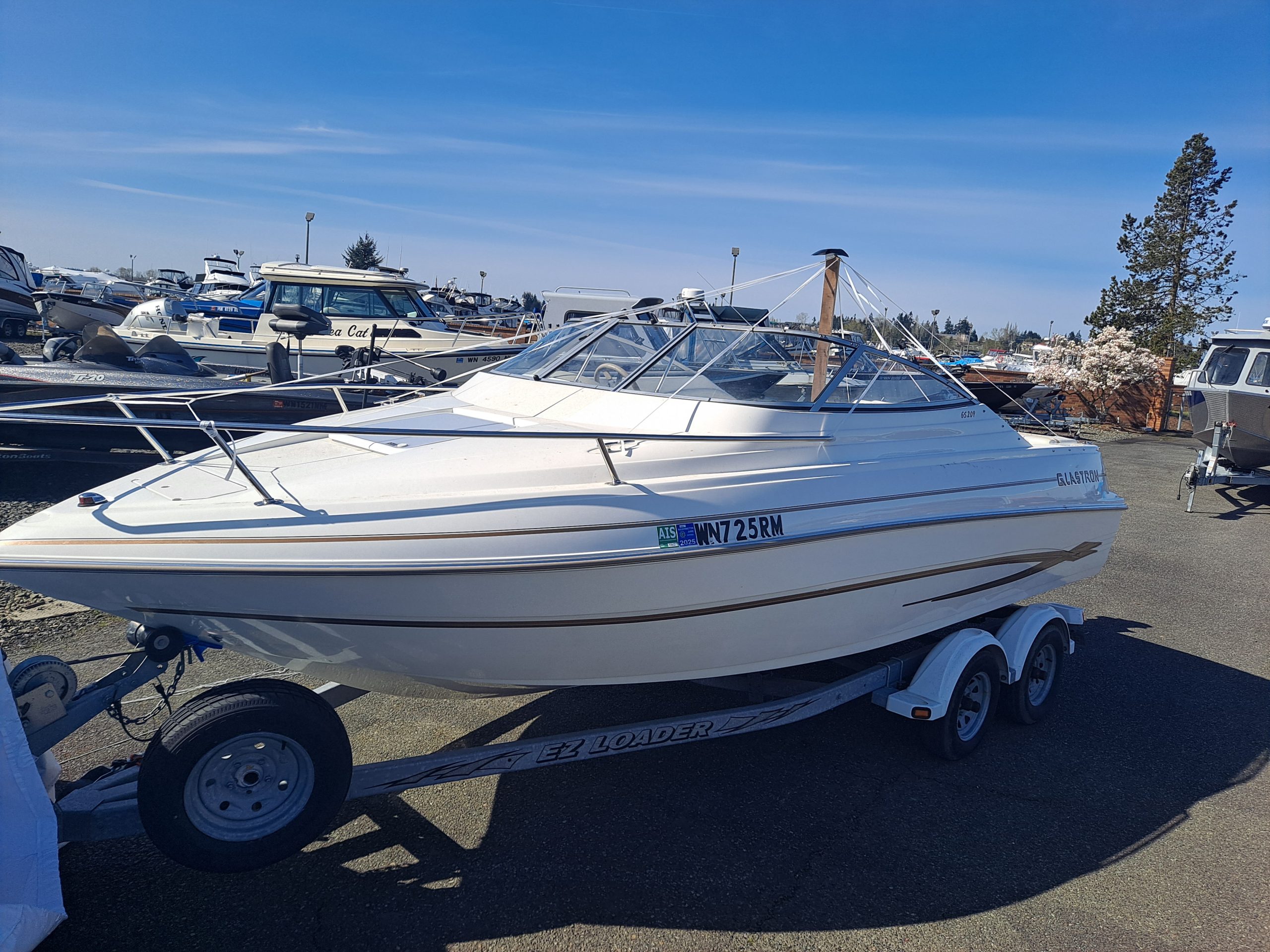 2004 Glastron GS209