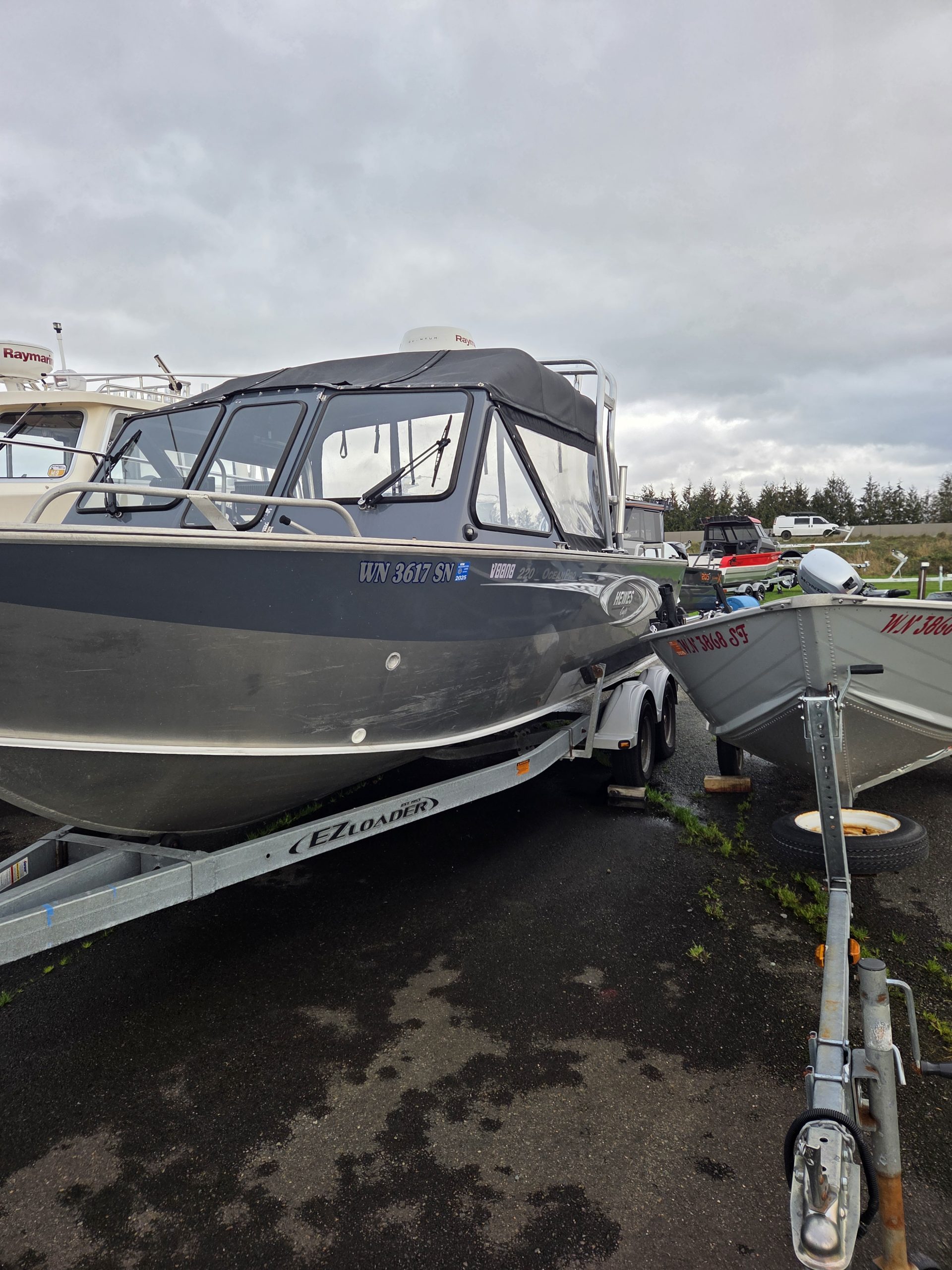 2017 Hewescraft Ocean Pro 220