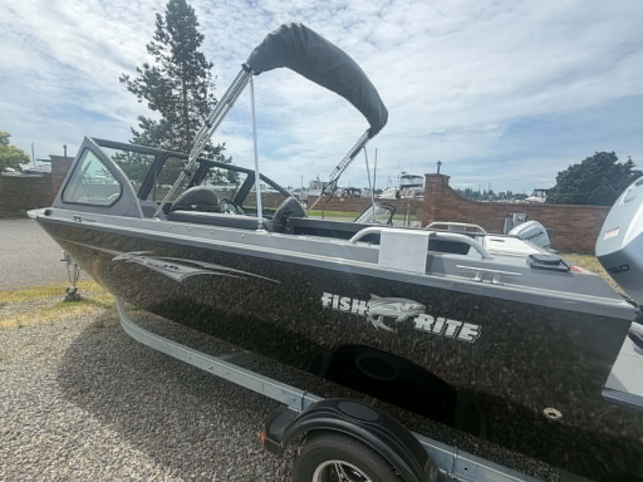 2025 FISHRITE PERFORMER 190
