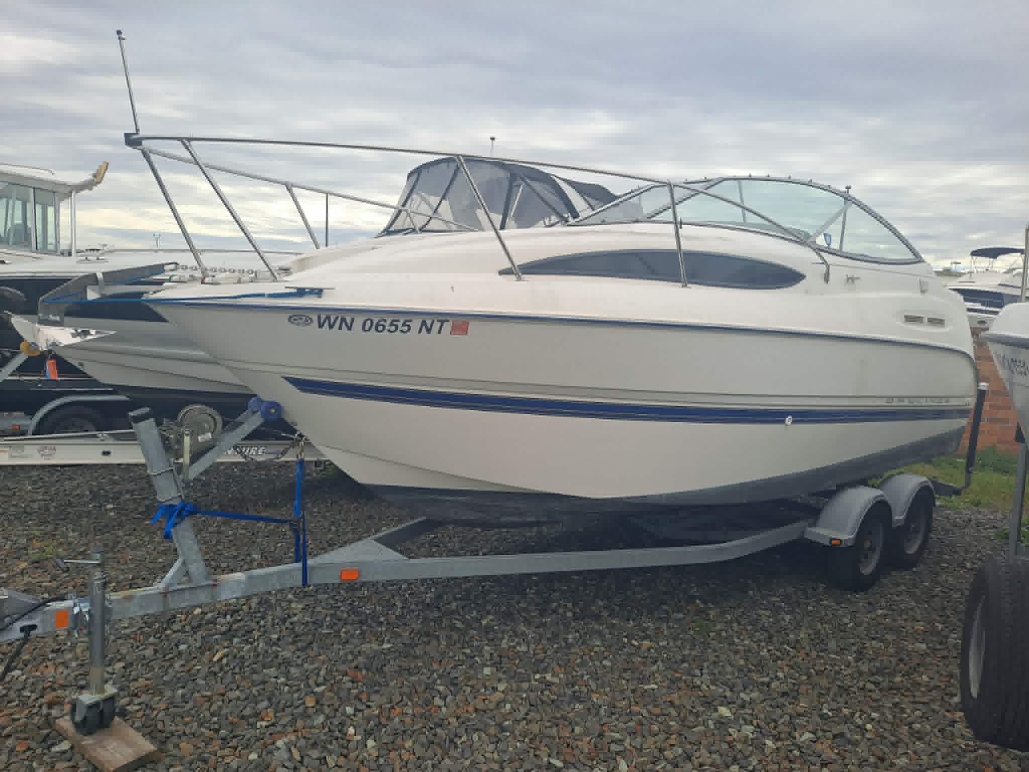 2006 Bayliner 245